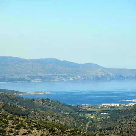 Les Aiguees By Interhome Διαμέρισμα Llança